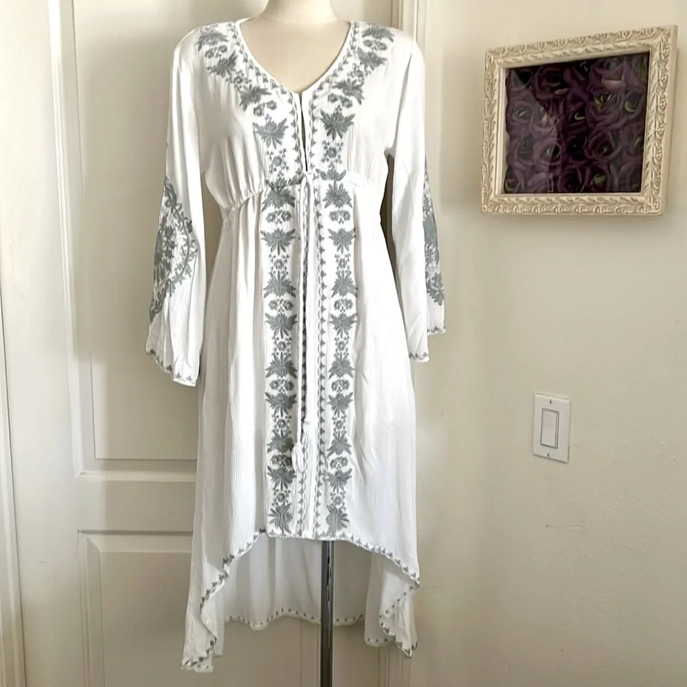 R. Vivimos / High~Low Embroidered Dress / Boho - Picture 16 of 16